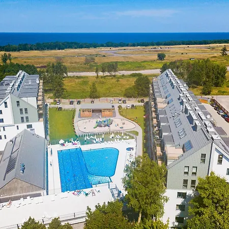 Feniks Seaside With Pool & Near Casa de Férias *